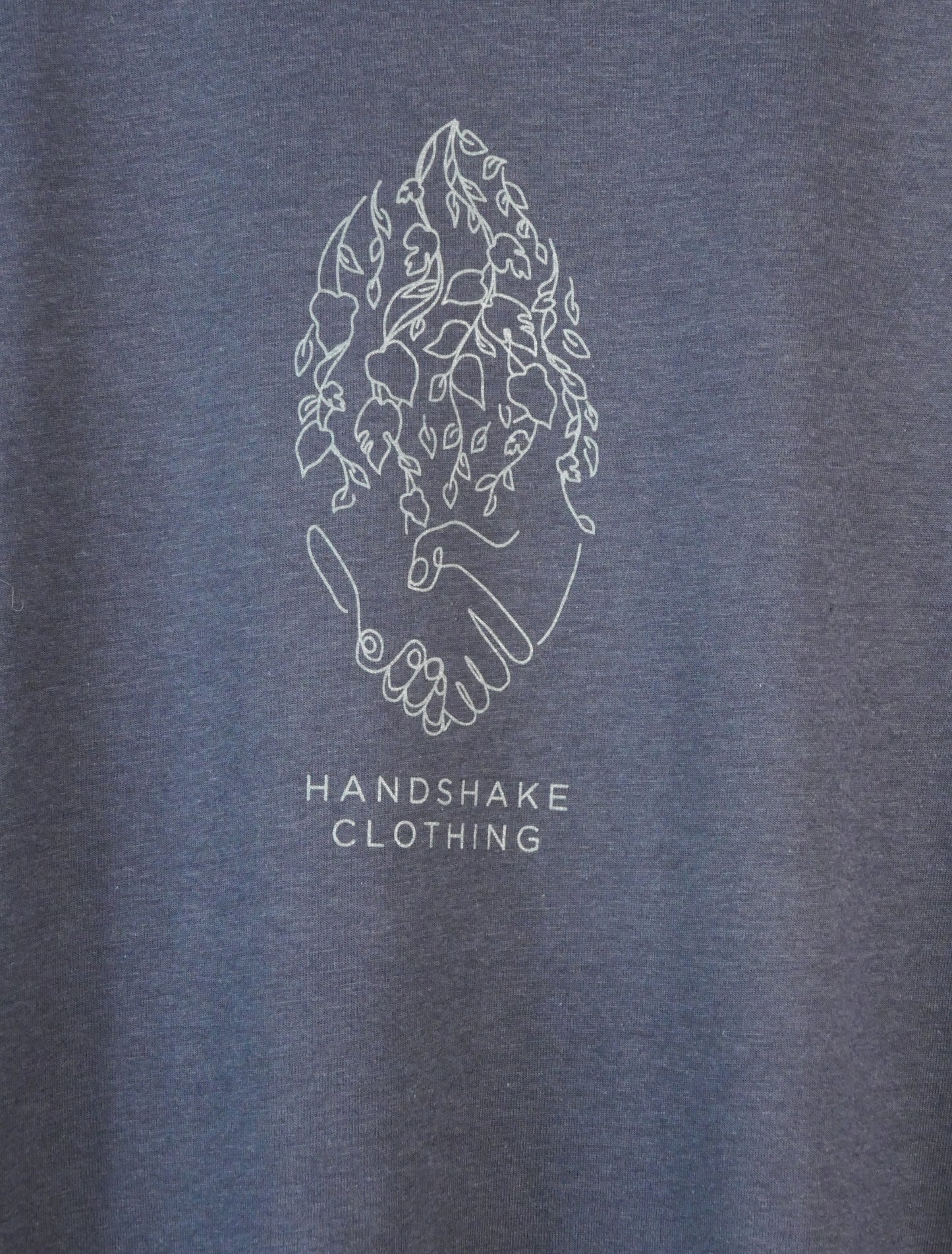 LISA aus Holzfaser (EcoVero) mit floralem Logo, dark navy