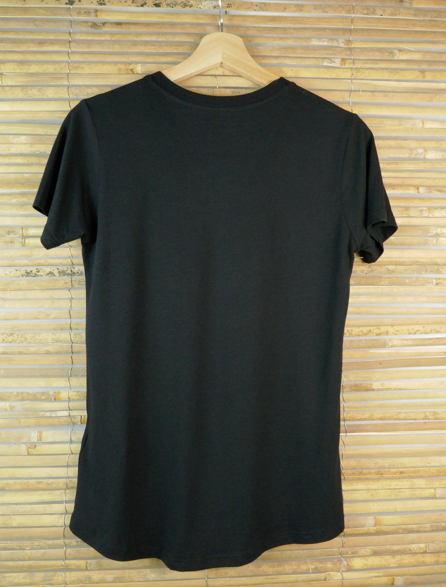 EVELYN aus Holzfaser (EcoVero) mit Wave, schwarz