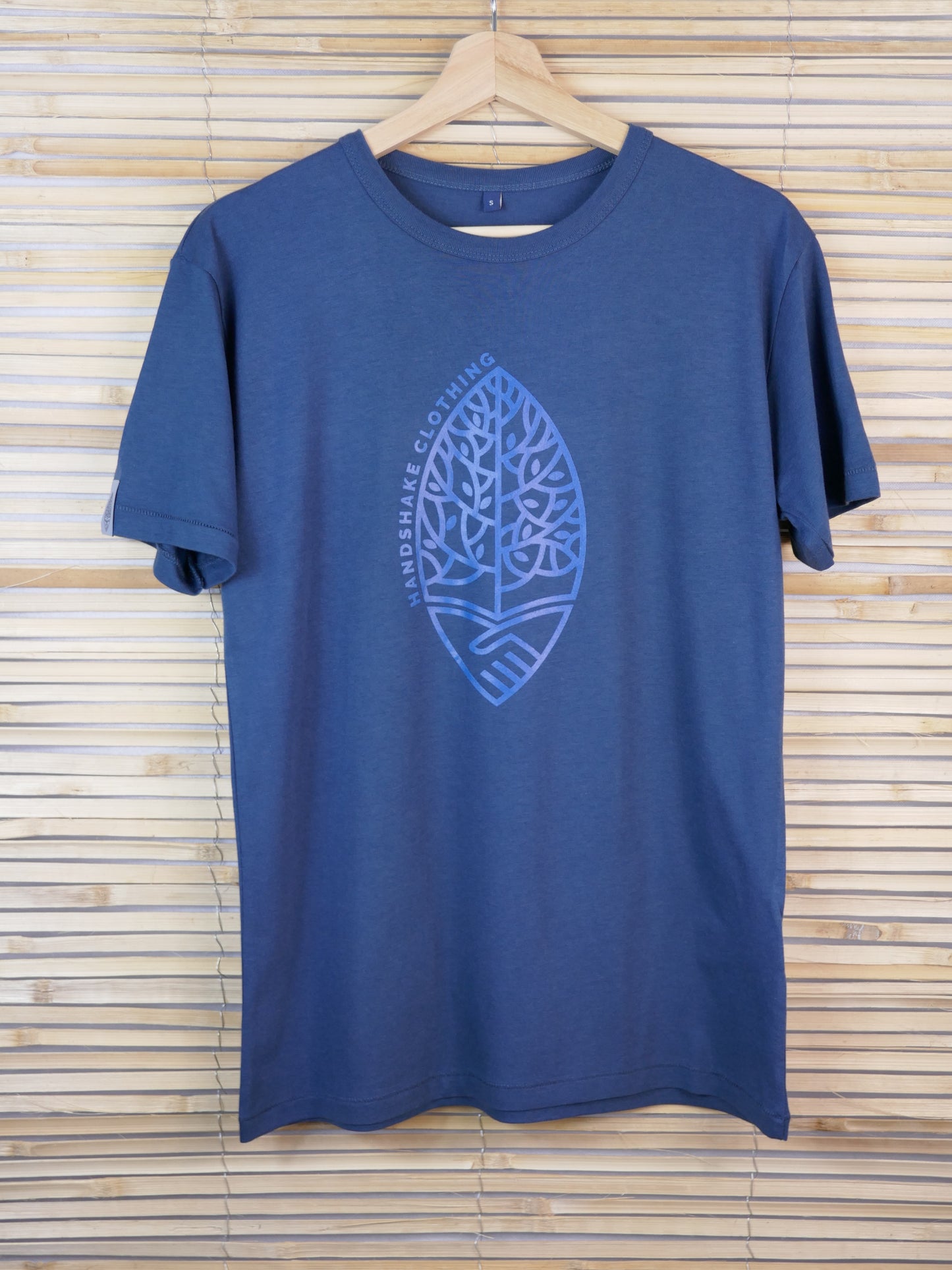 PAVEL aus Bambusfaser mit großem Logo, denim blue