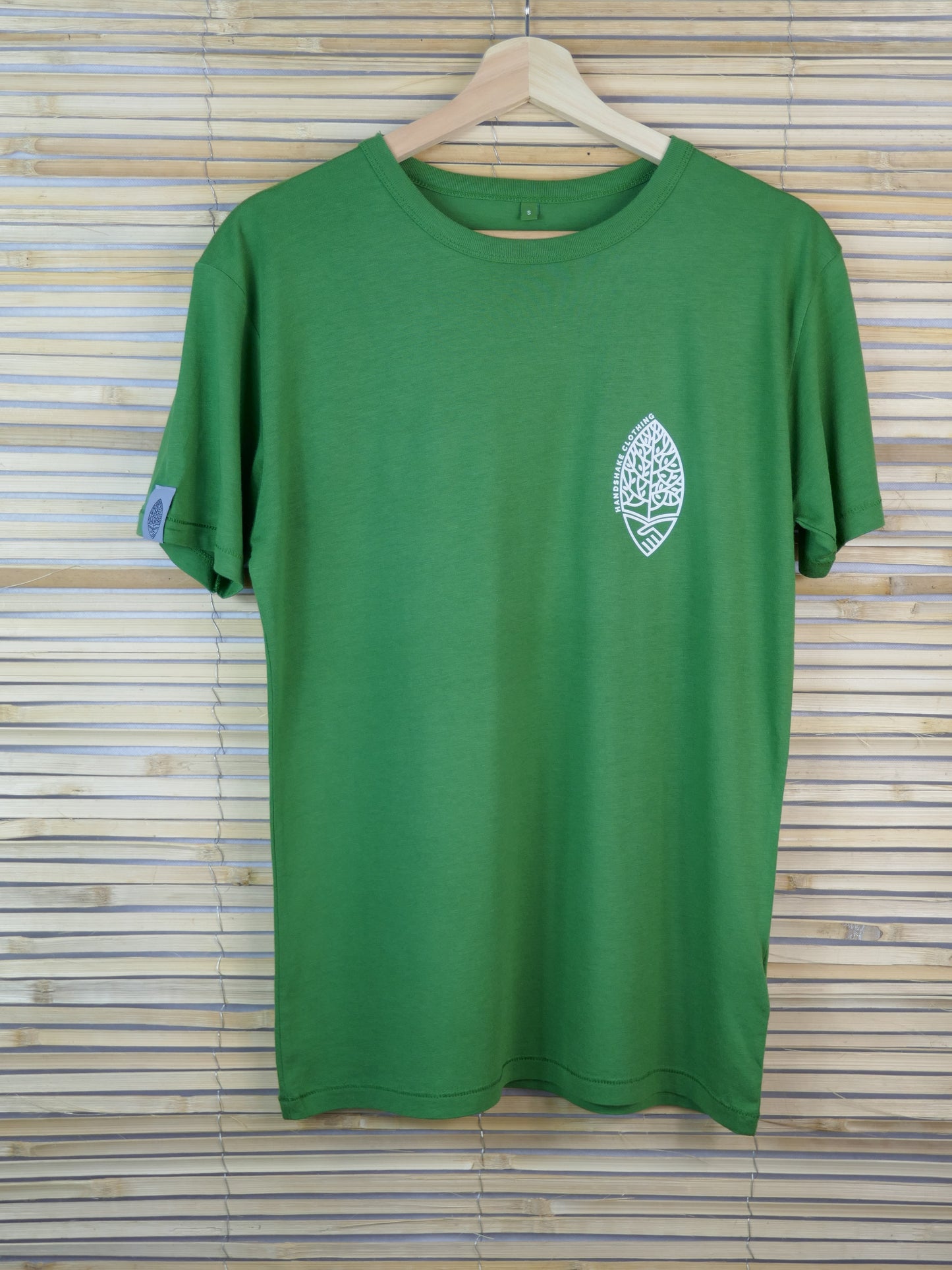 FRITZ aus Bambusfaser mit kleinem Logo, leaf green
